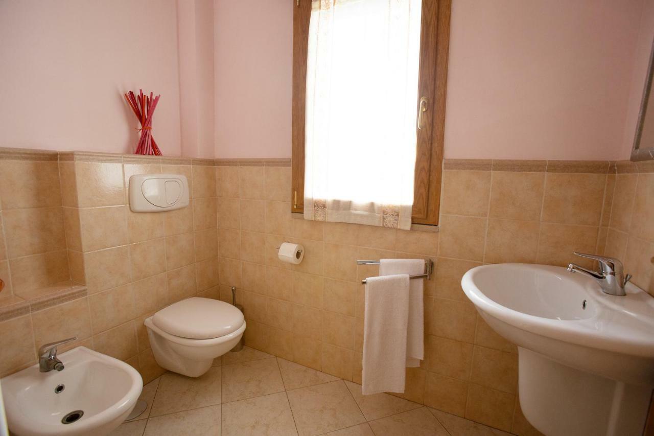 La Casa Del Gelso Fiorito Lägenhet Eboli Exteriör bild